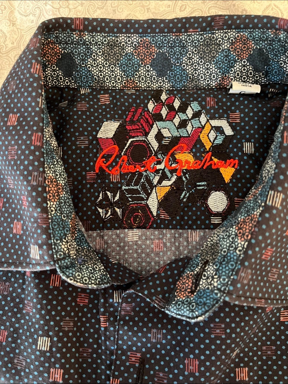 NWOT Robert Graham Navy Button-Down with Multicolor Geometric Embroidery Size L
